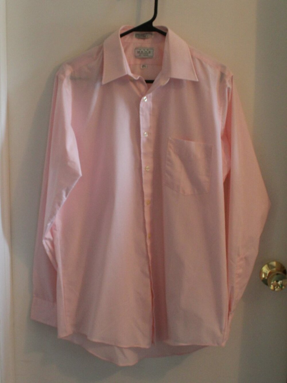The Men's Store classic men's light pink long-sleeve dress shirt